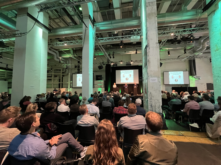 It is clear that AI will transform media, but good journalism is still very much about people. Photo: Ioana Blaut